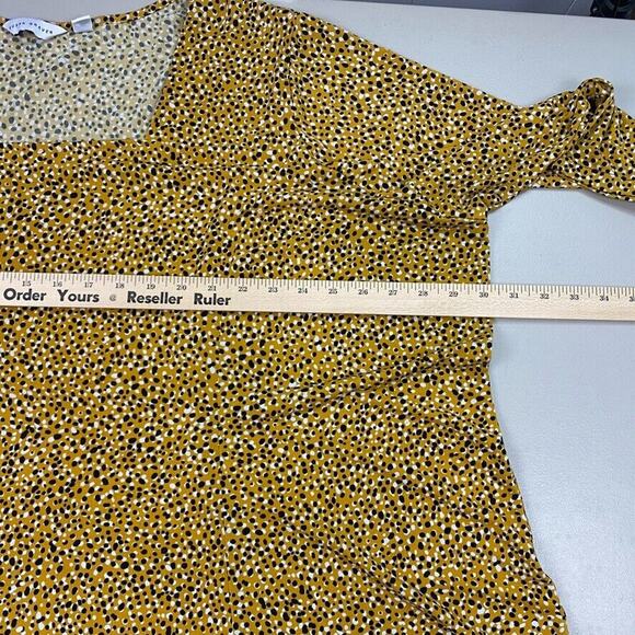 Susan Graver Liquid Knit Top Womens 4X Yellow Polka Dot Square Neck Elbow Sleeve - Picture 8 of 14